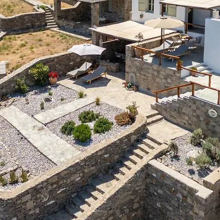 Ostria Villa *